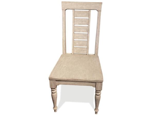 Hailey Wood Seat Side Chair Chairs & Benches Riverside Furniture