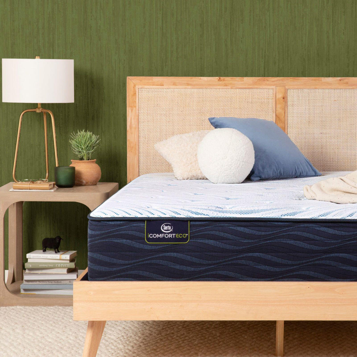 Full iComfortECO™ Q15GL Hybrid Plush Mattress Full Serta 6