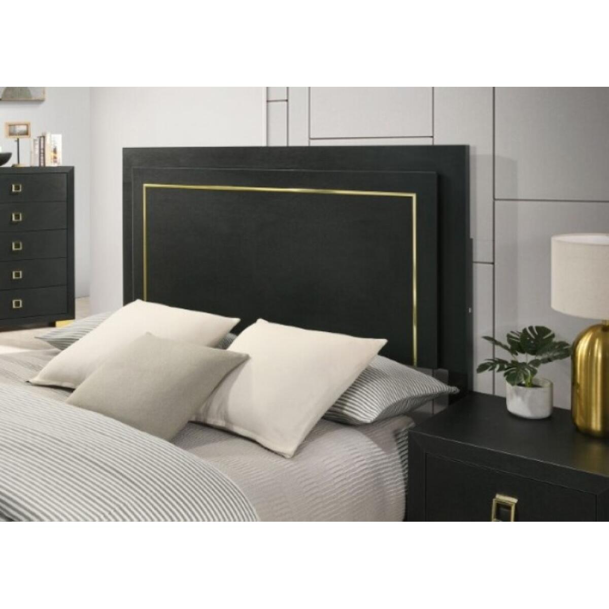 Latimer 4 Pc Queen Bedroom Set - Image 6