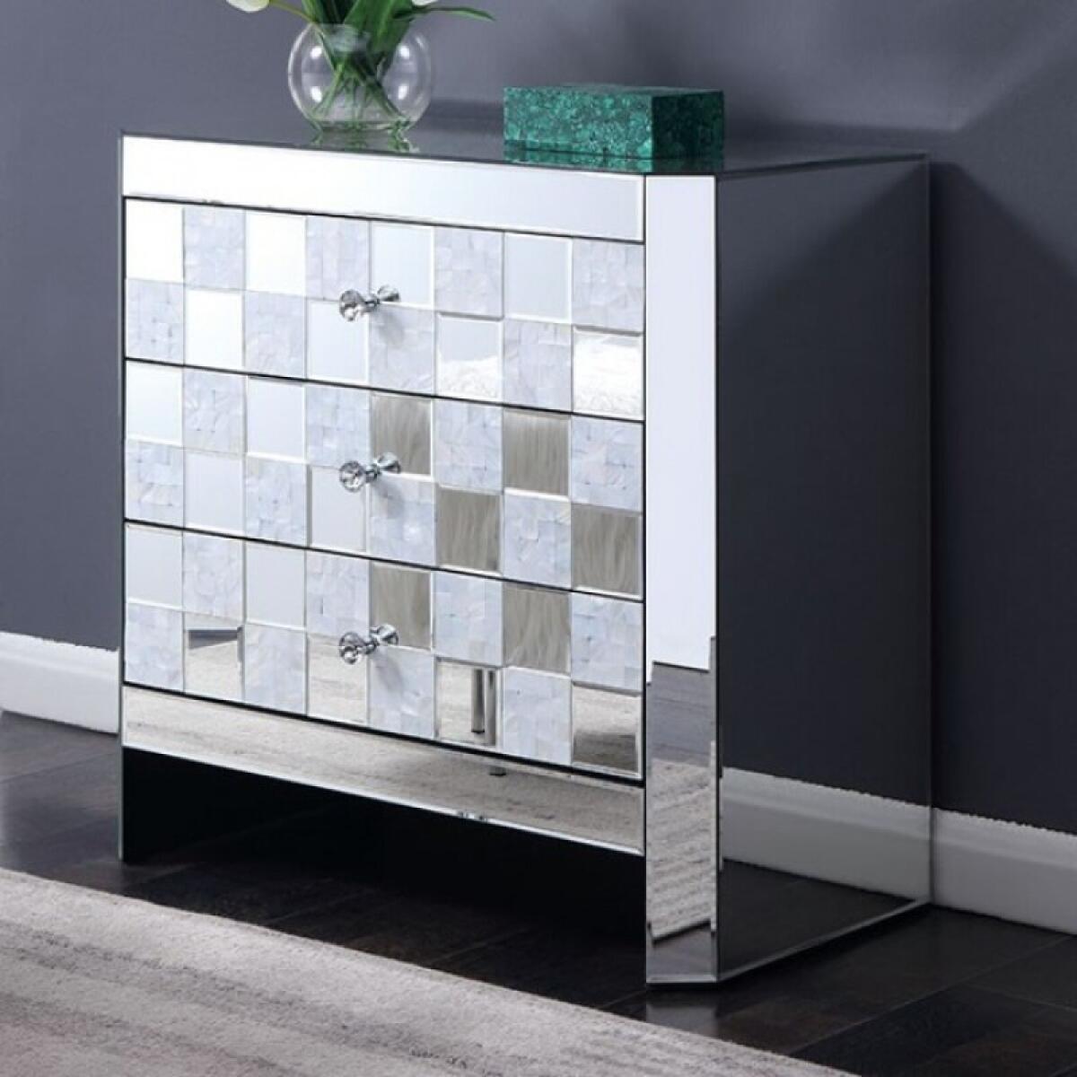 Lesedi End Table - Image 2