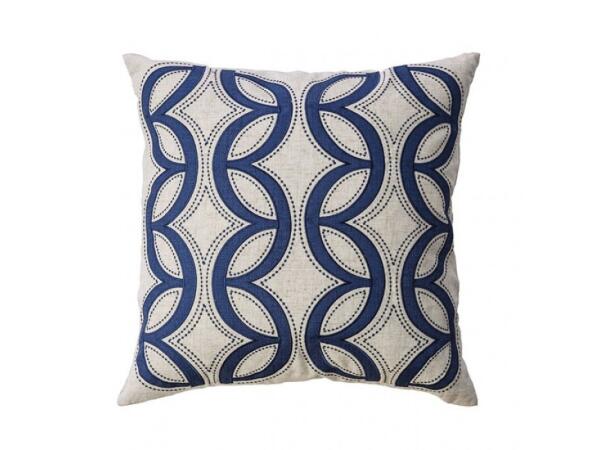 Teri Throw Pillow Accent Pillows Accent Pillows