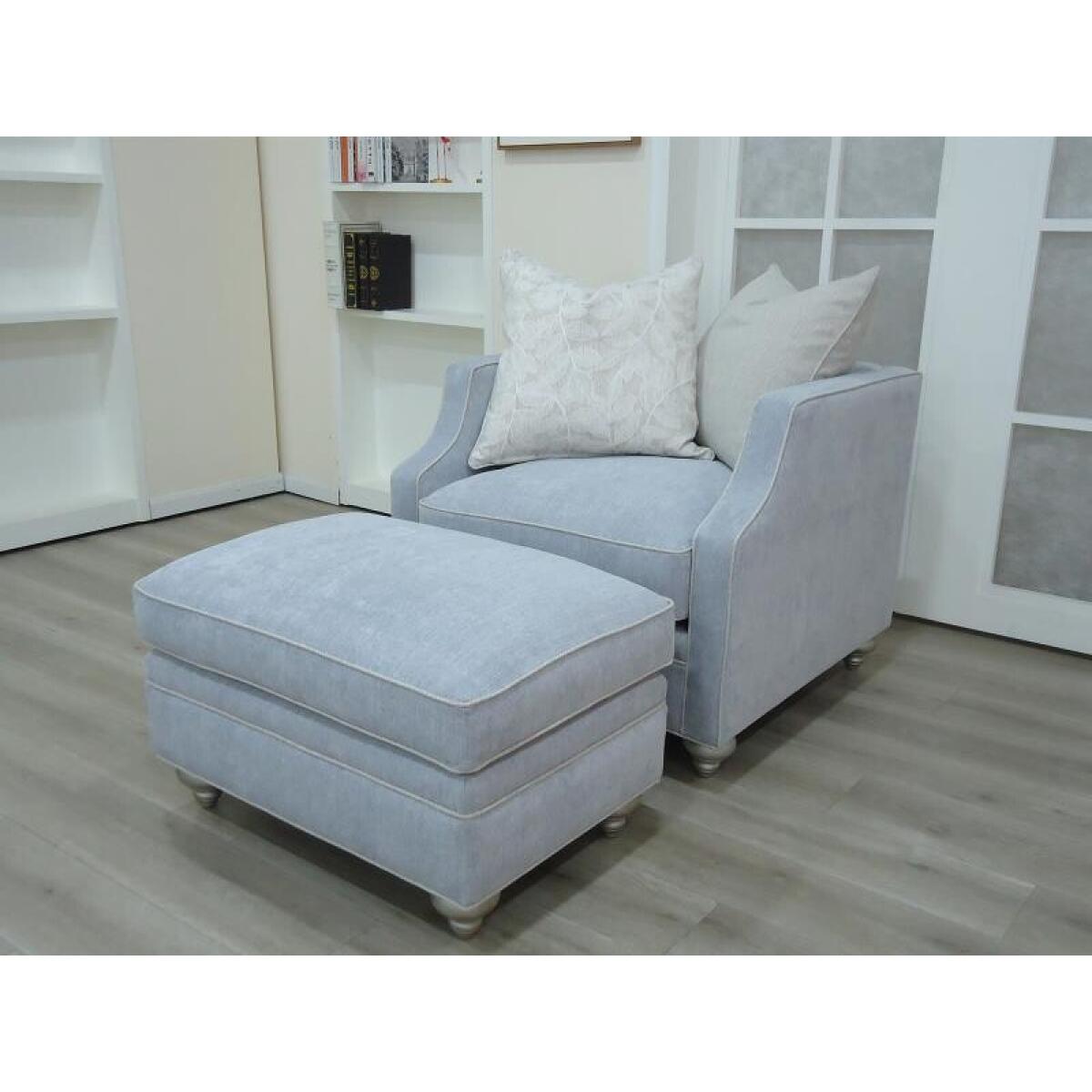 Townsend Silver Ottoman Ottomans & Poufs Magnussen Home 4