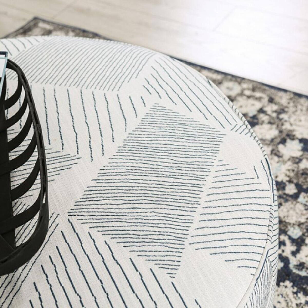 Chancery Ottoman - Image 4