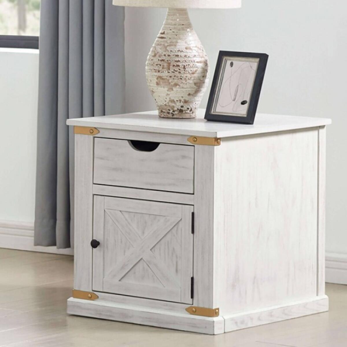 Bacerra End table End tables Antique White/Gold 4