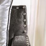 Hendon Loveseat - Image 6