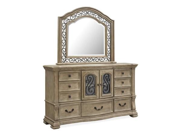 Marisol Shaped Mirror - Image 3