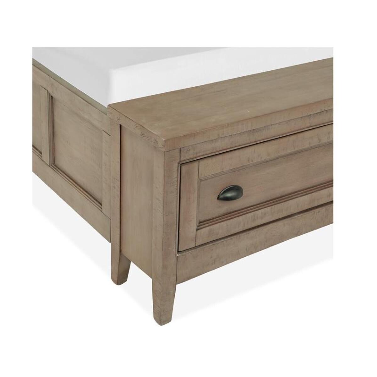 Paxton Place Complete Cal.King Lamp Panel Storage Bed - Image 6