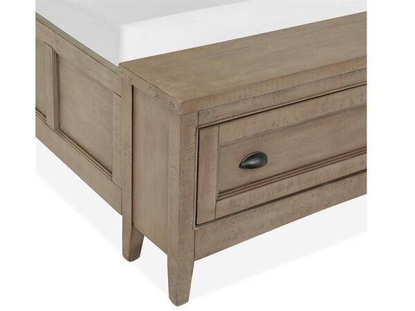 Paxton Place Complete Cal.King Lamp Panel Storage Bed - Image 6