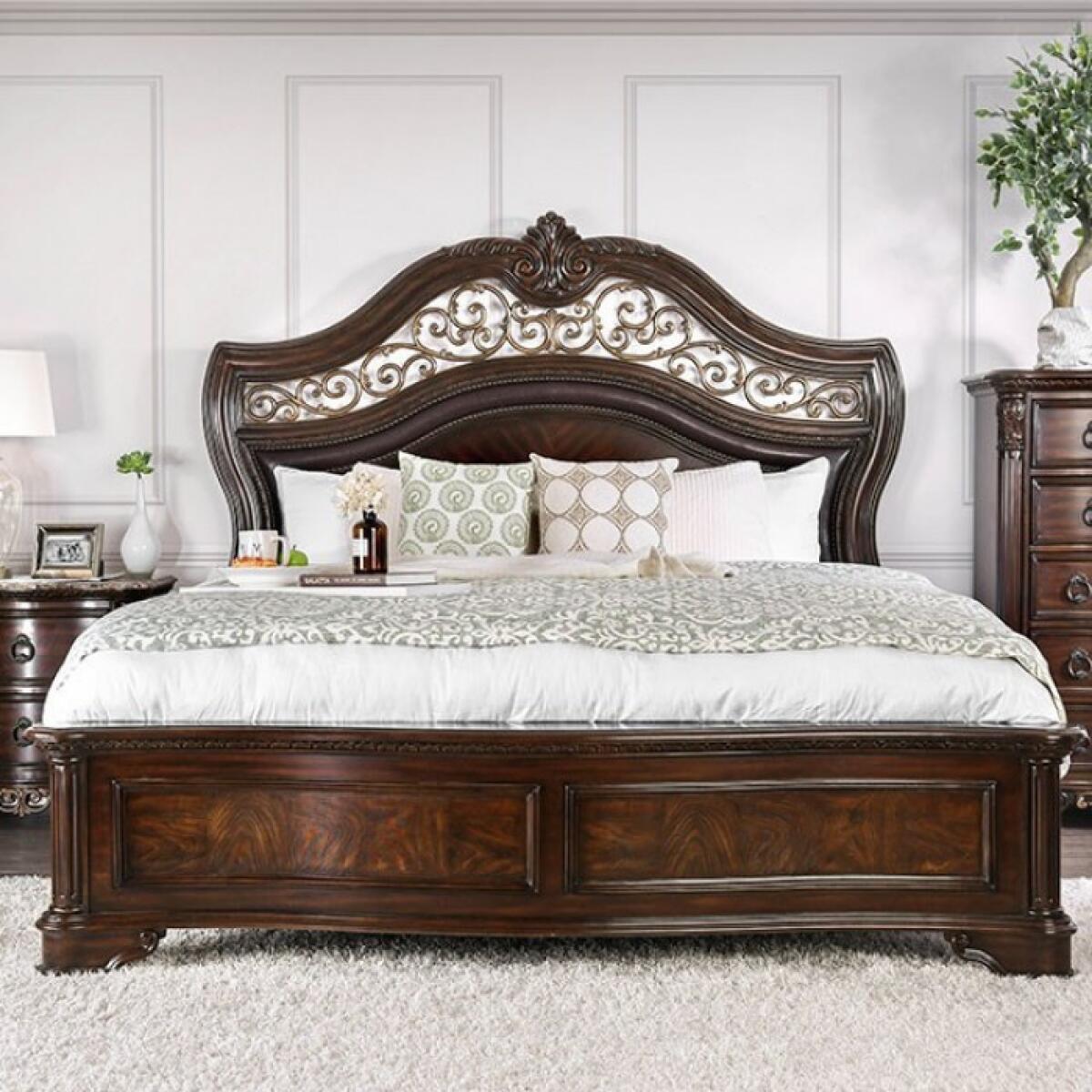 Menodora 5 Pc Queen Bedroom Set - Image 2