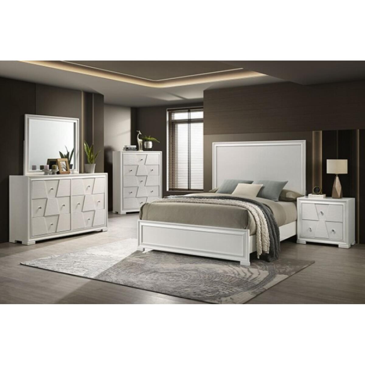 Holsted 5 Pc Queen Bedroom Set - Image 3