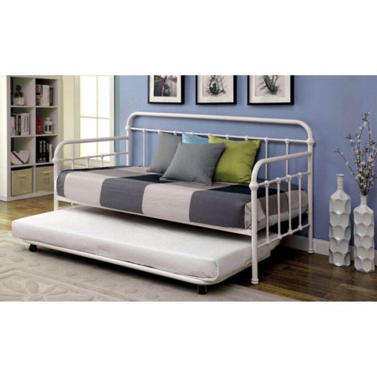 Claremont Trundle - Image 3