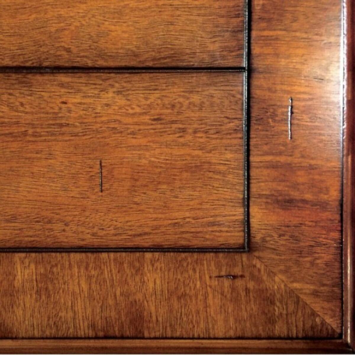 Mayville Dining Table - Image 5