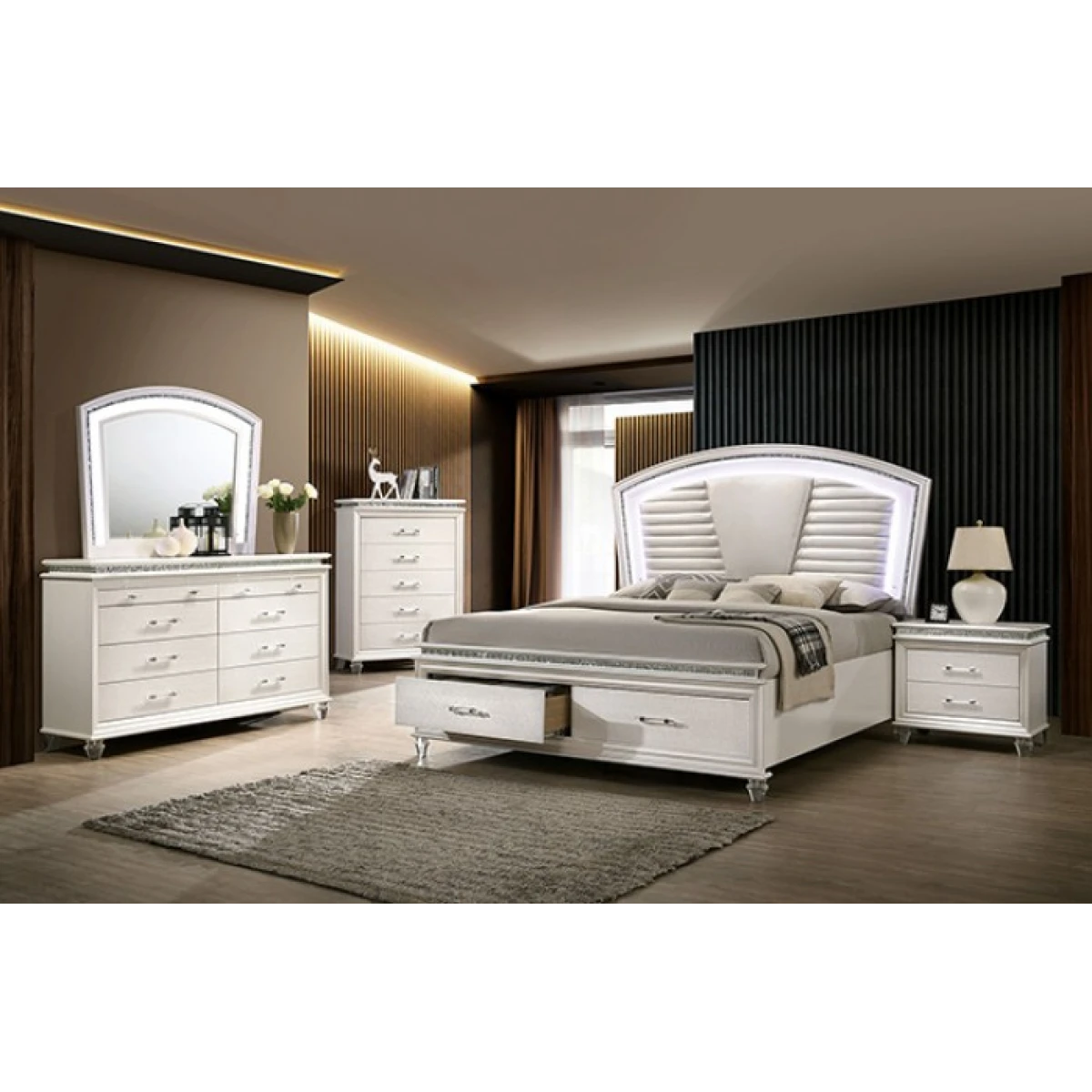 Maddie 4 Pc Queen Bedroom Set - Image 2