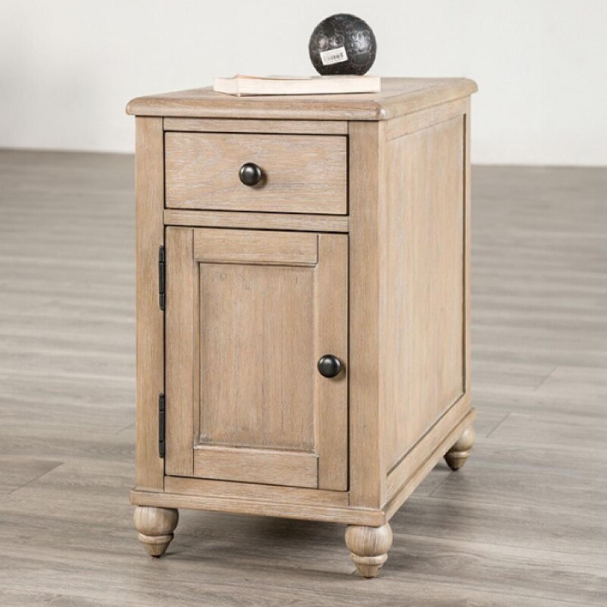 Chesapeake Chairside Table Chairside Tables Chairside Tables 4