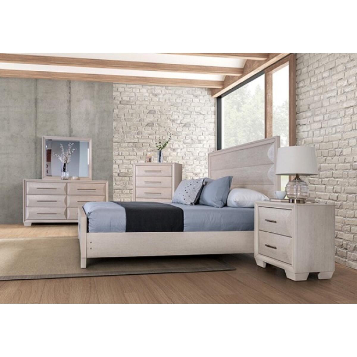 Hinwitz 5 Pc Queen Bedroom Set - Image 4