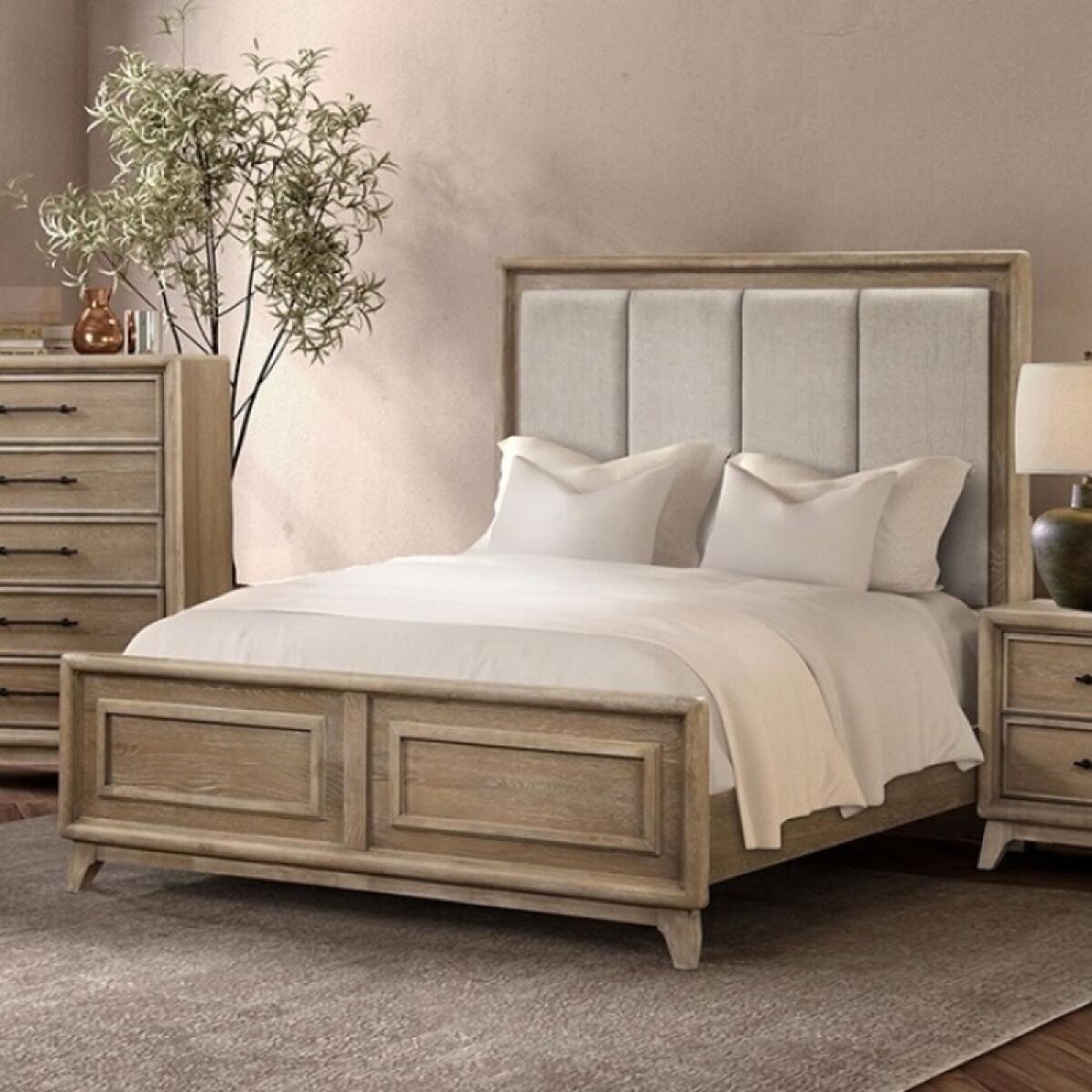 Midhurst 4 Pc Queen Bedroom Set - Image 2