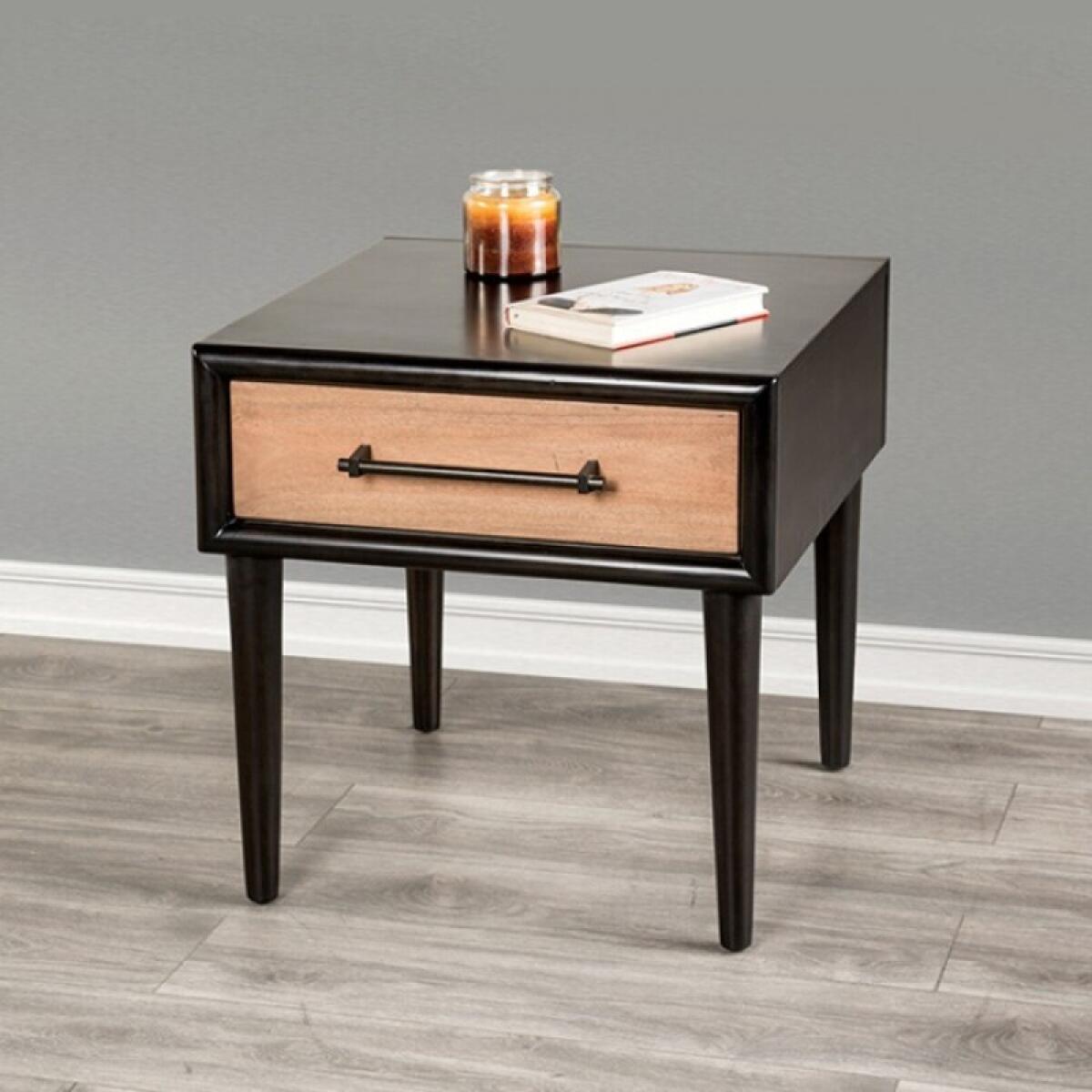 3d40c278a1f024738939ea20f00f250a Lakeside End Table - Image 1