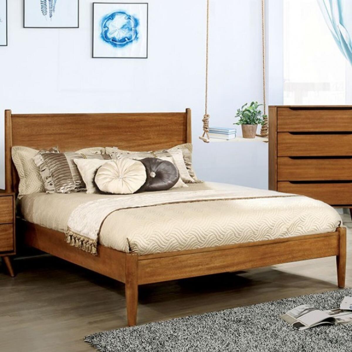 Lennart 4 Pc Queen Bedroom Set - Image 2