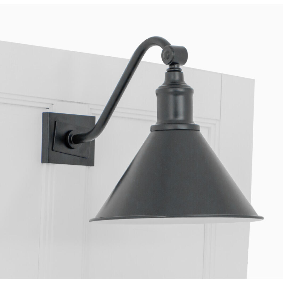 Complete Queen Lamp Panel Bed with Regular Rails - Image 3