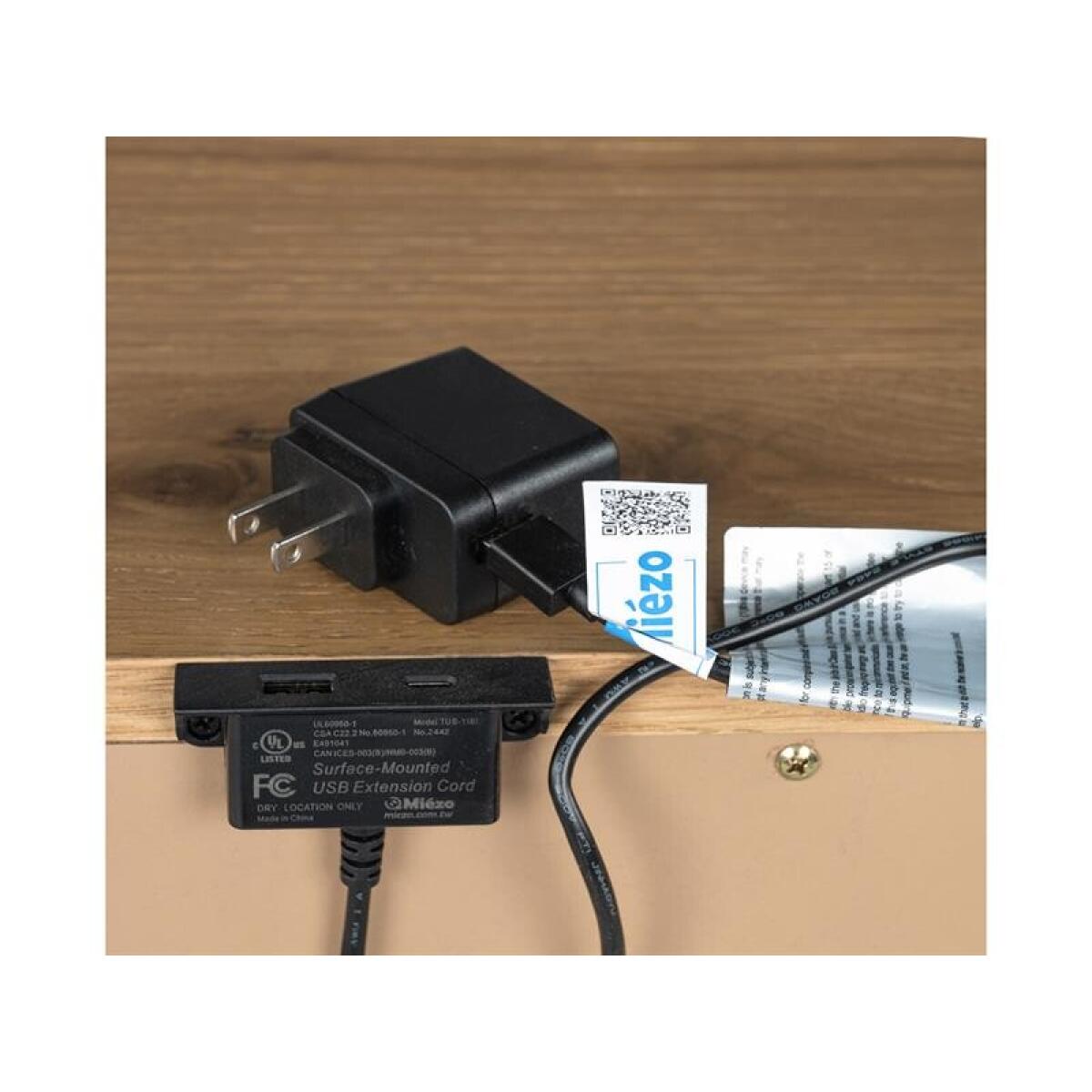 Davenport B6309-01 Drawer Nightstand - Image 10