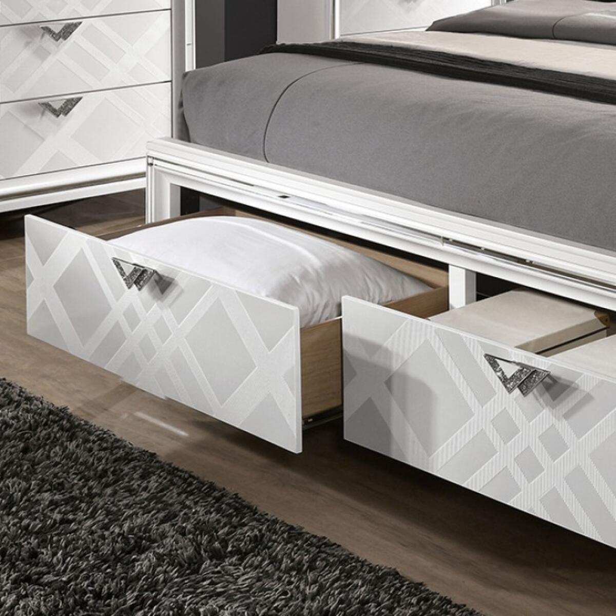 Emmeline 4 Pc Queen Bedroom Set - Image 4