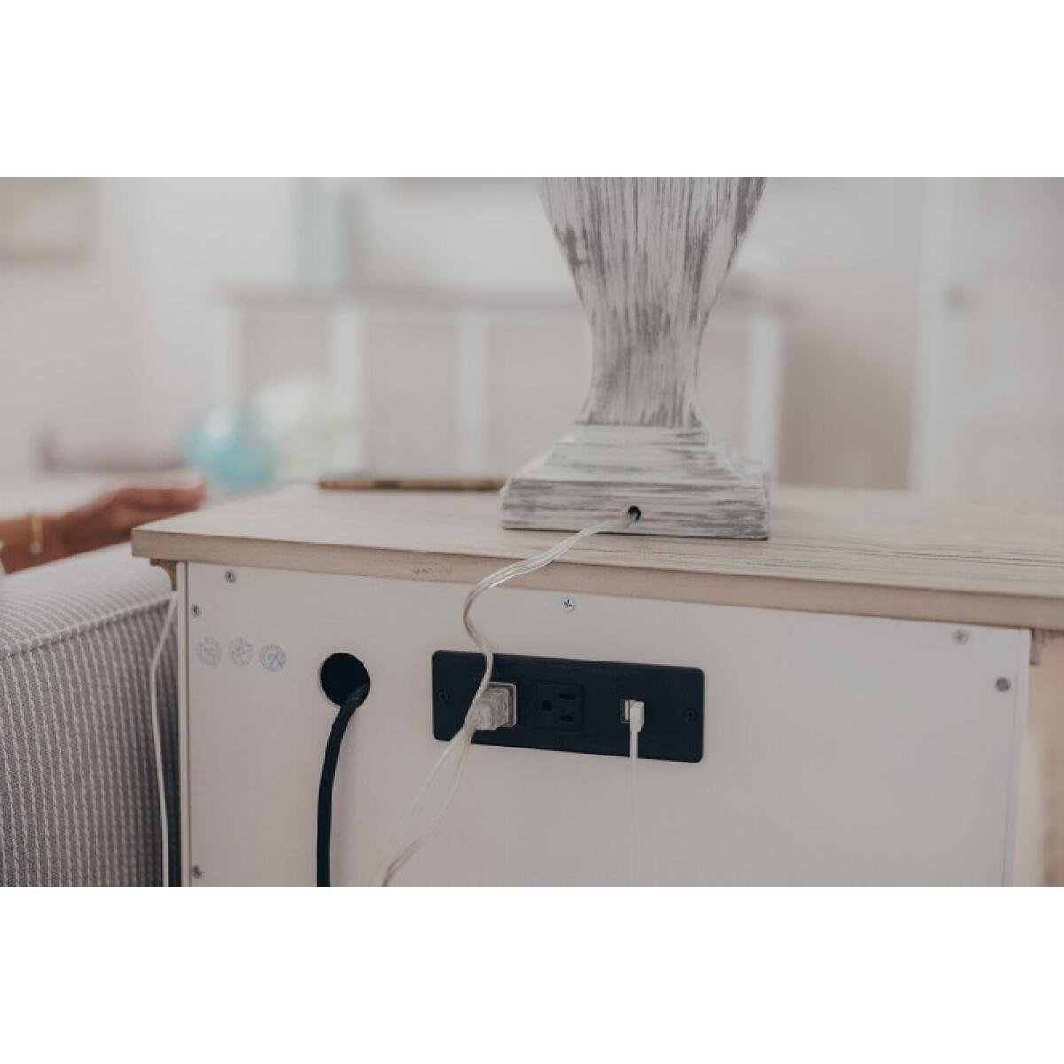 Islamorada 1-drawer / 2-door Electrified Coastal Nightstand - Image 19