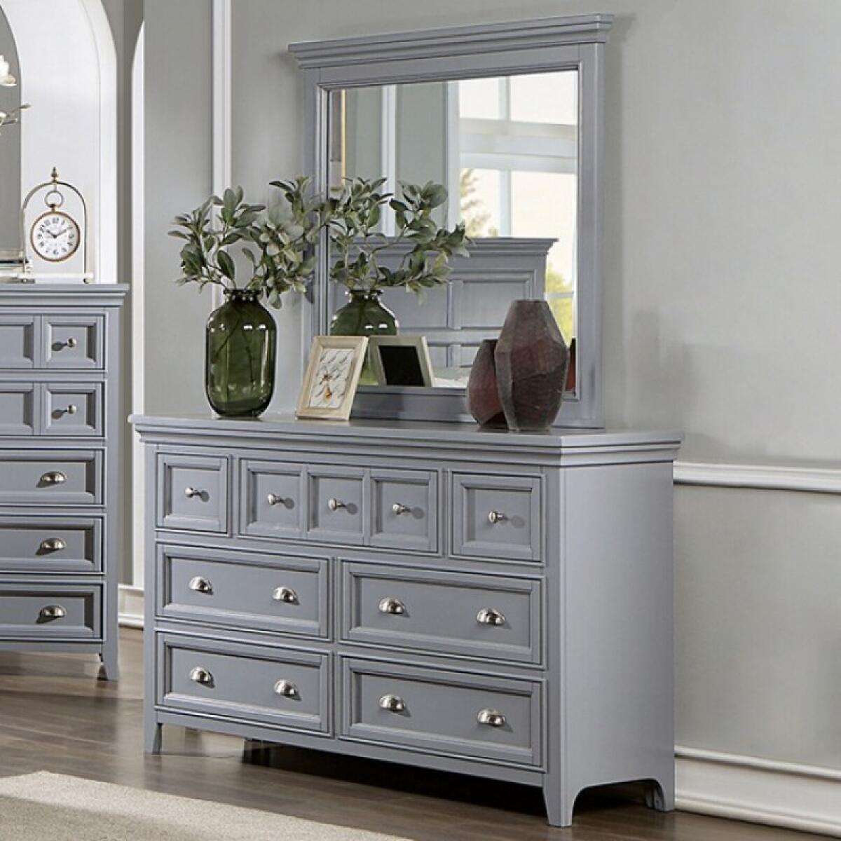 Castlile Dresser - Image 2