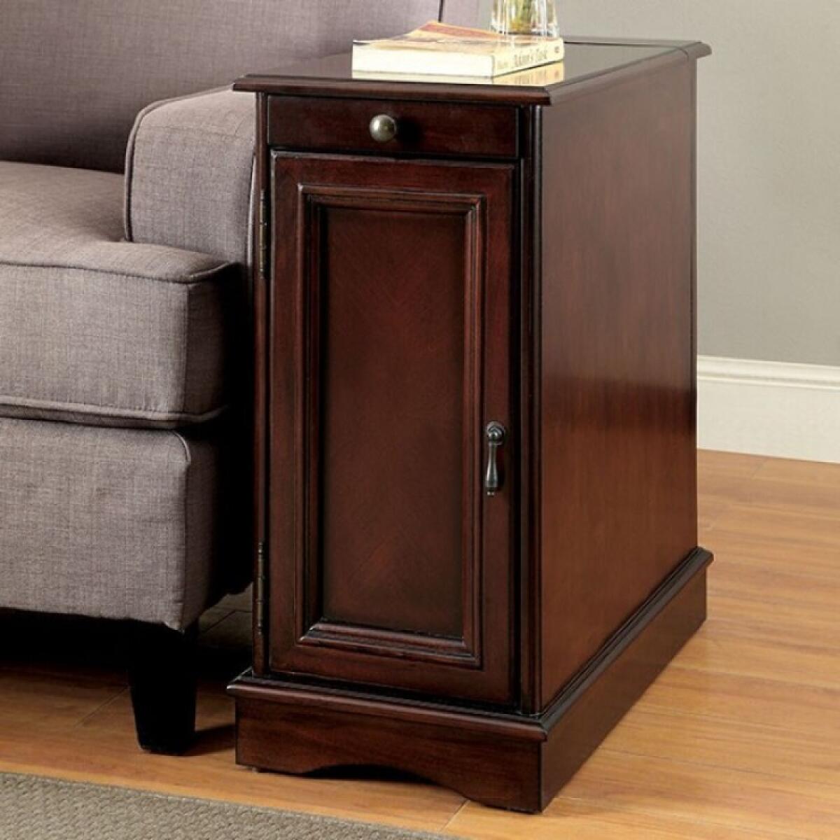 586ac6915e4b7230c6f25657ea77406b Lilith Side Table - Image 1