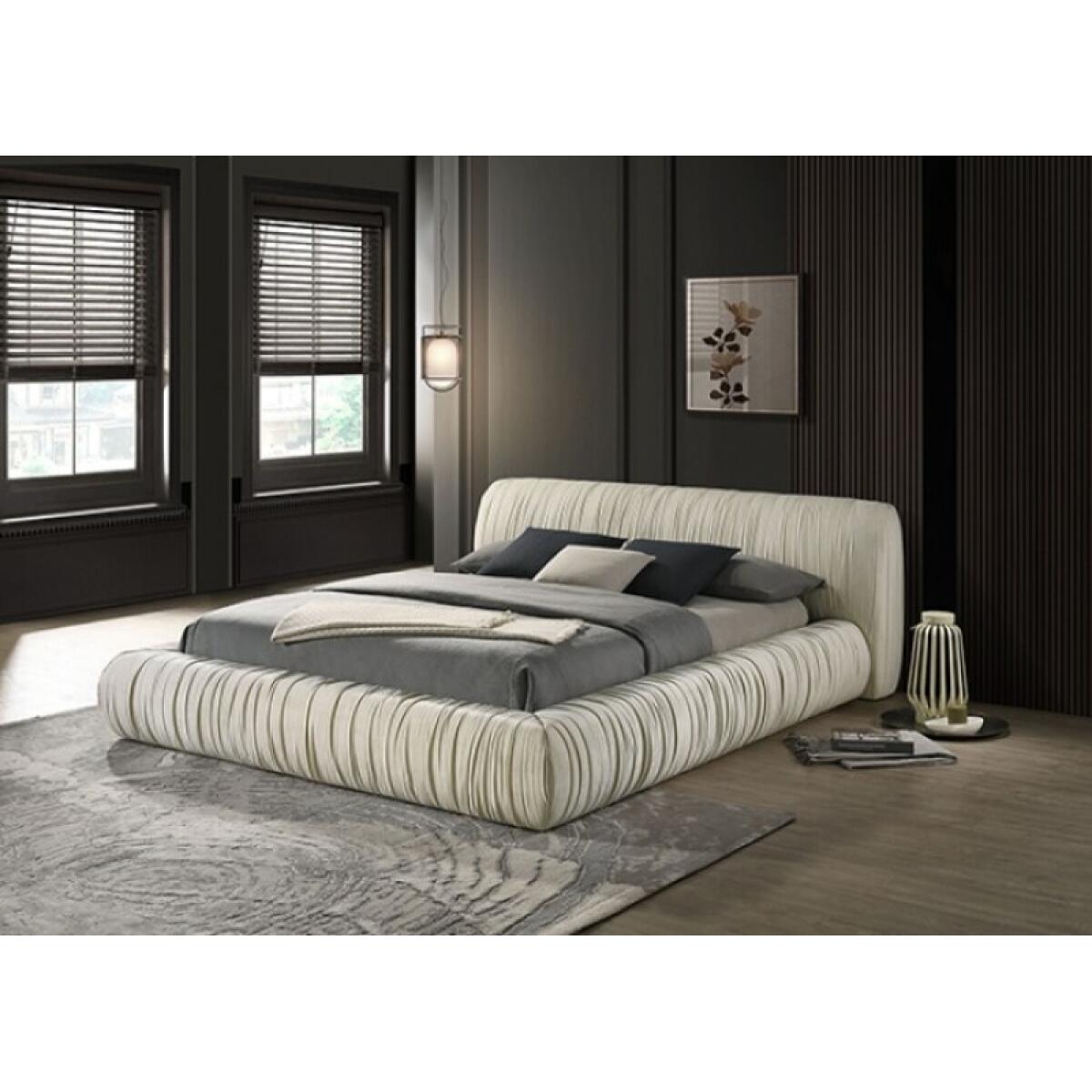 Palmdale Bed - Image 3