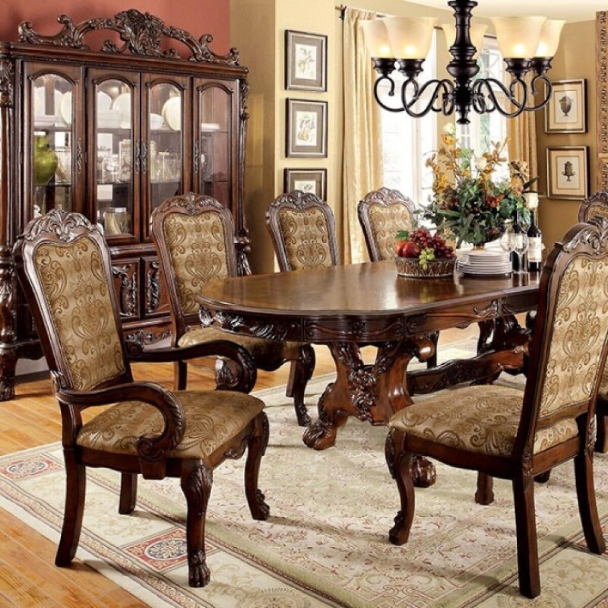 Medieve Oval Table - Image 2