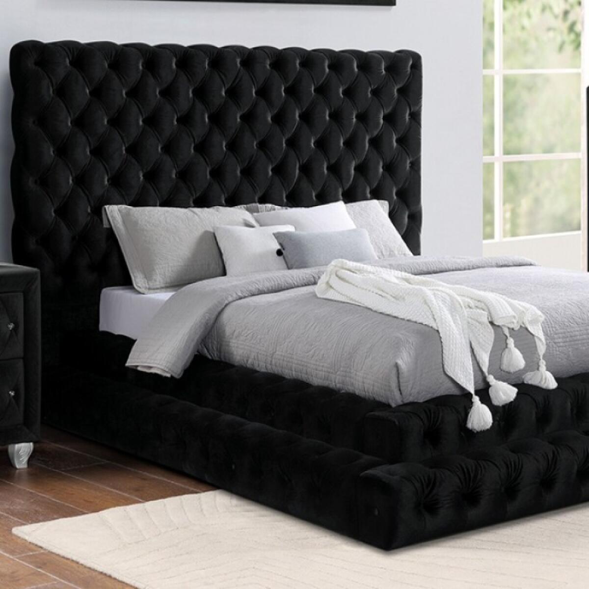 Stefania 4 Pc Queen Bedroom Set - Image 2