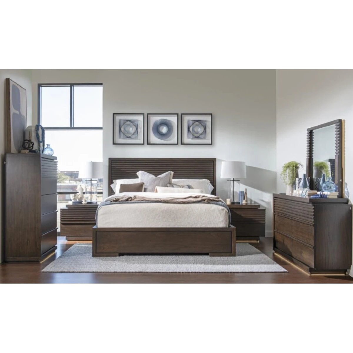 Complete King Panel Bed 6/6 - Image 5