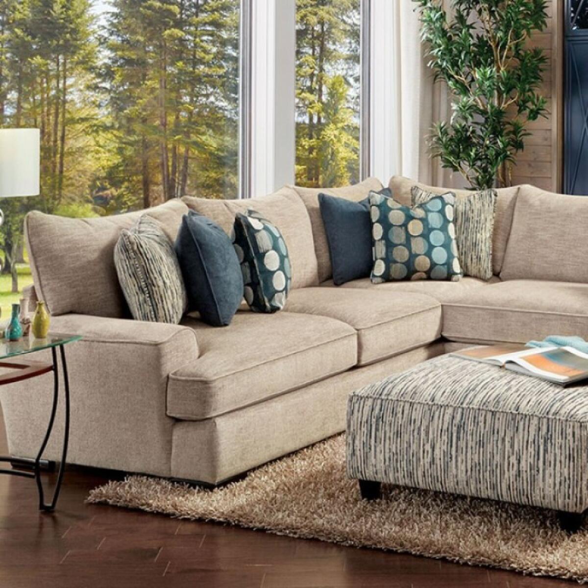 Eastleigh Sectional - Image 2