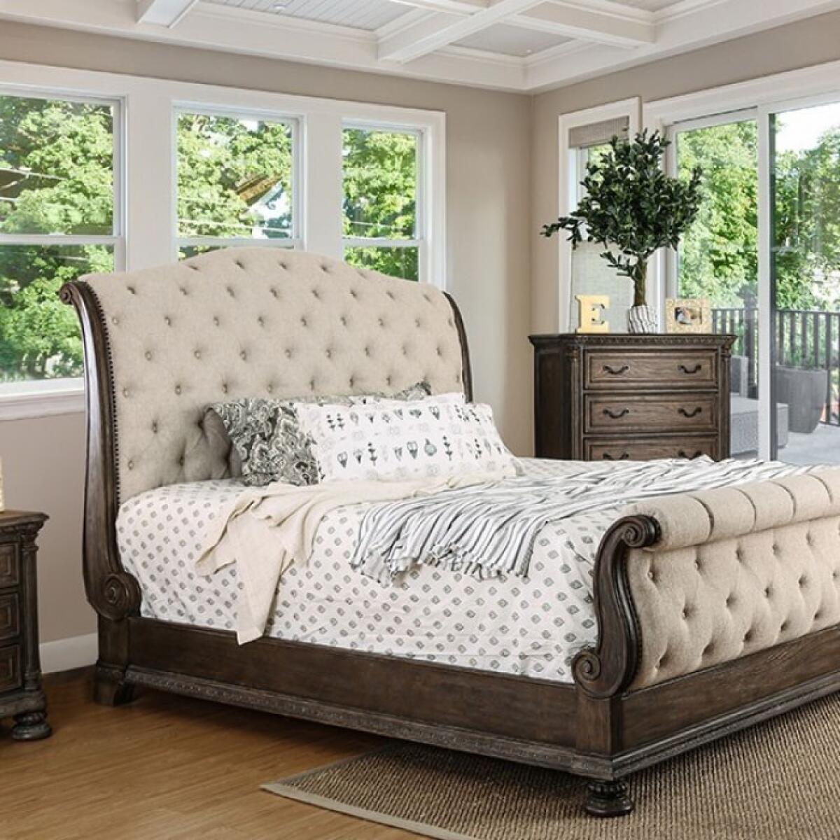 Lysandra 5 Pc Queen Bedroom Set - Image 2