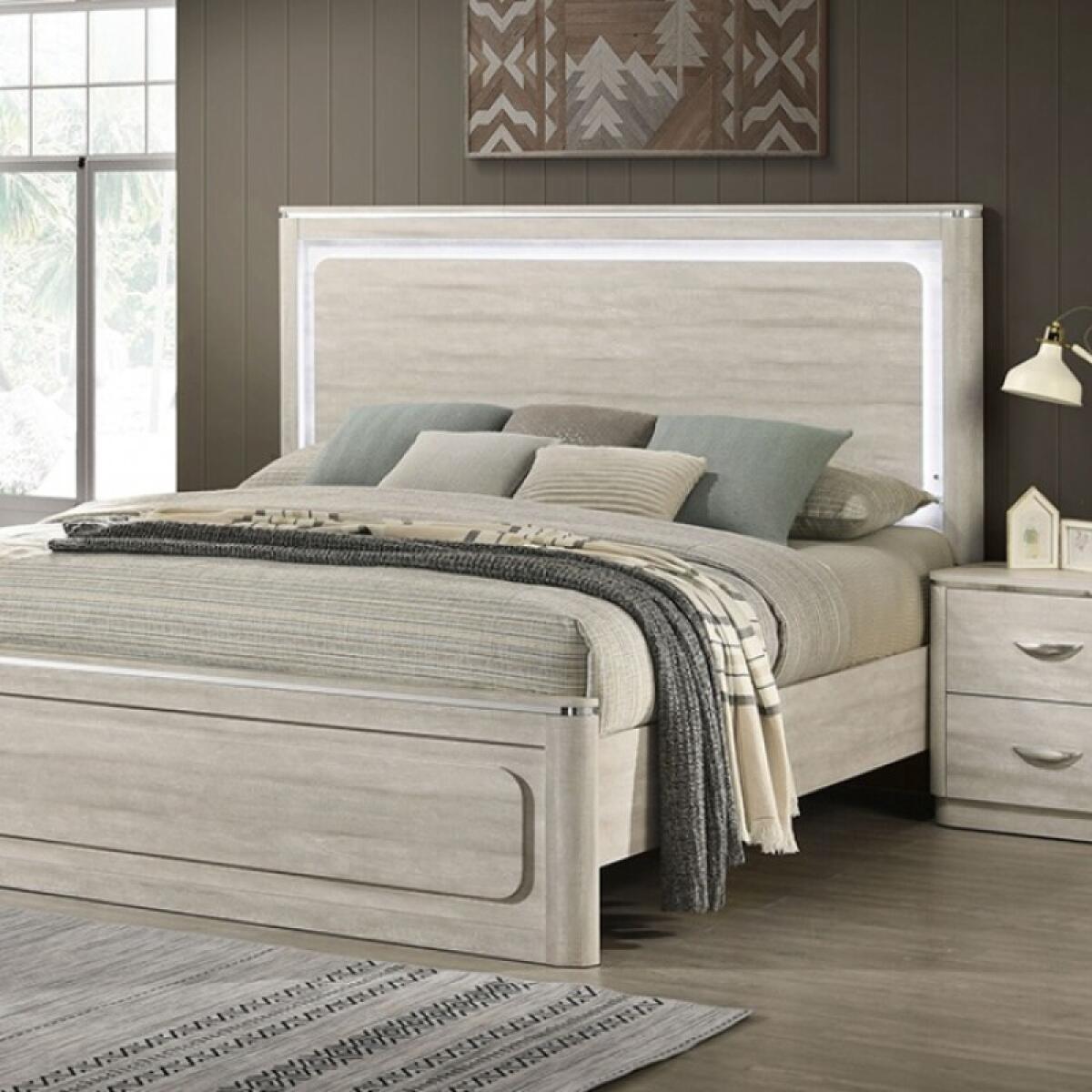 7eb40f379e0de2f06a96dd8e36bc3141 Farsund 4 Pc Queen Bedroom Set - Image 1