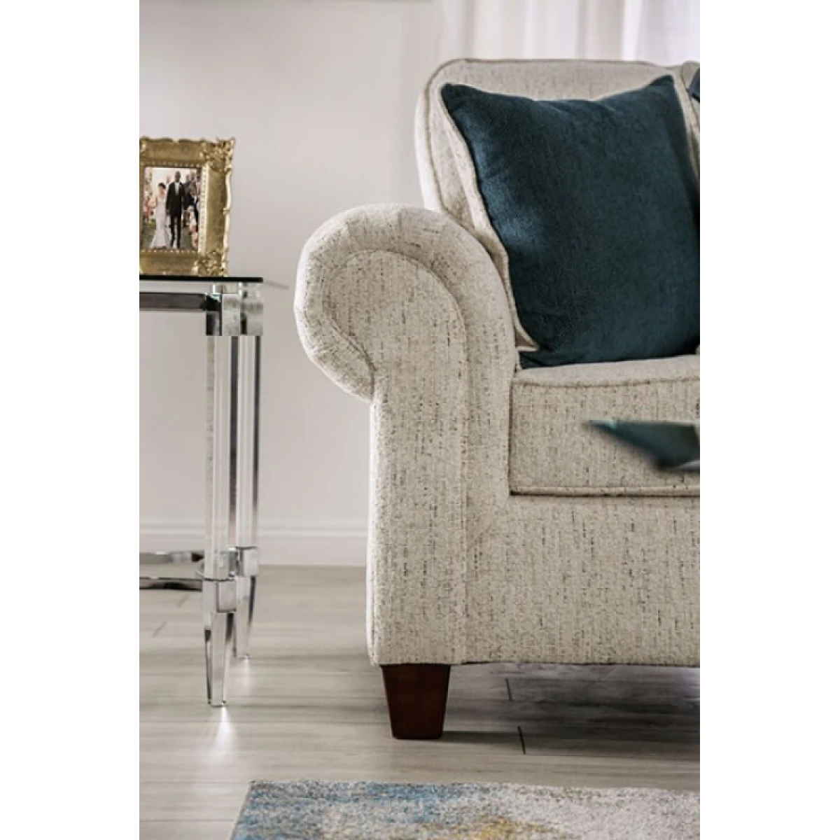 Delgada Loveseat - Image 5