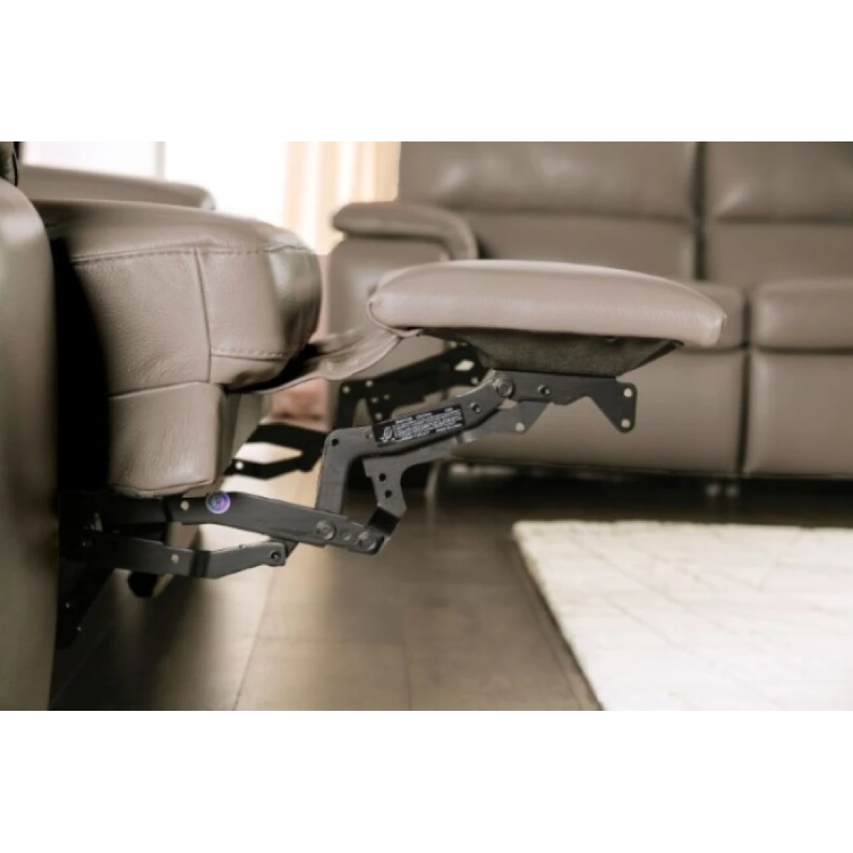 Balderico Power Loveseat - Image 6