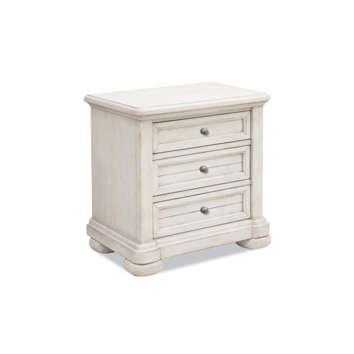 615 Three Drawer Nightstand Nightstands Cloud 4