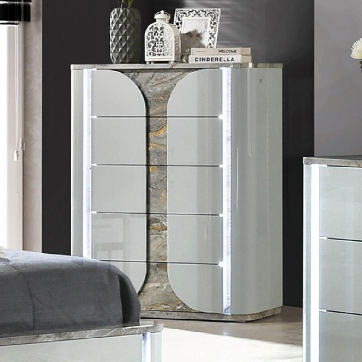 8881f08c112a9268a1cc9d56bc8501bf Cleburne Chest - Image 1