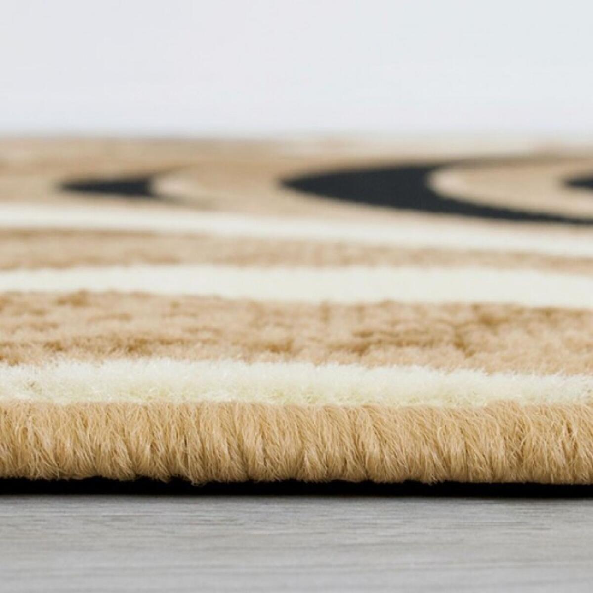 Blitar Area Rug 5' x 7' - Image 8