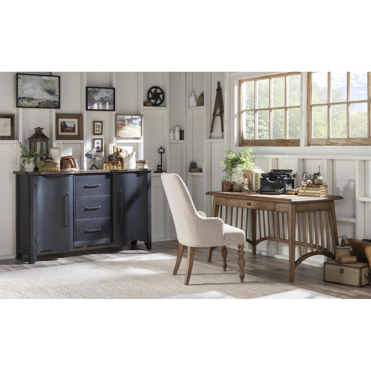 Upholstered Arm Chair Chairs & Benches Barnwood Oak 9