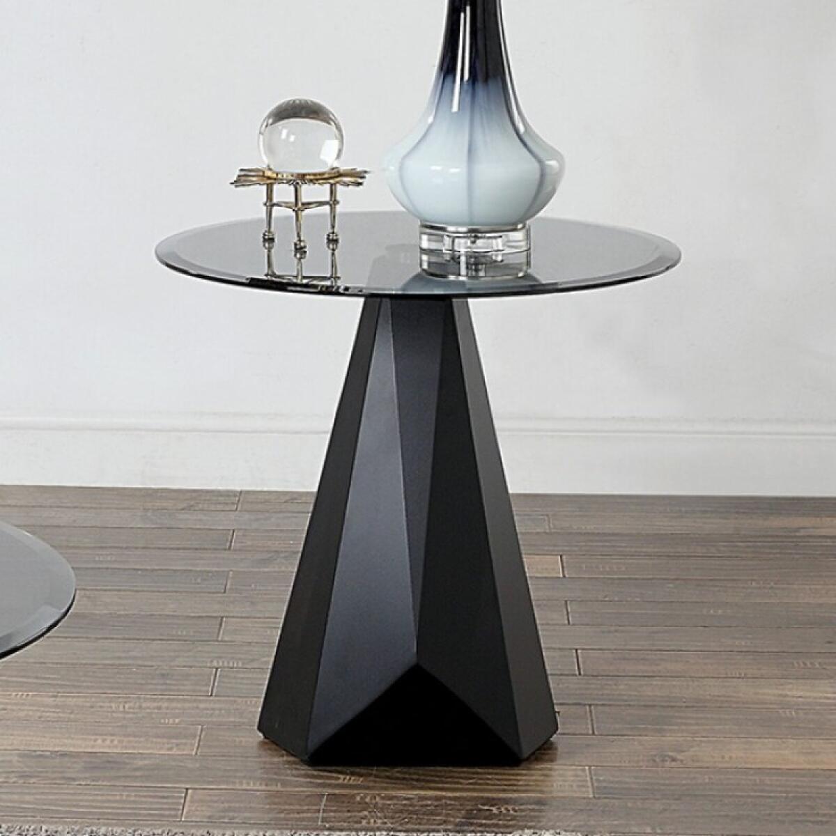 Bishop End Table End tables Black 4