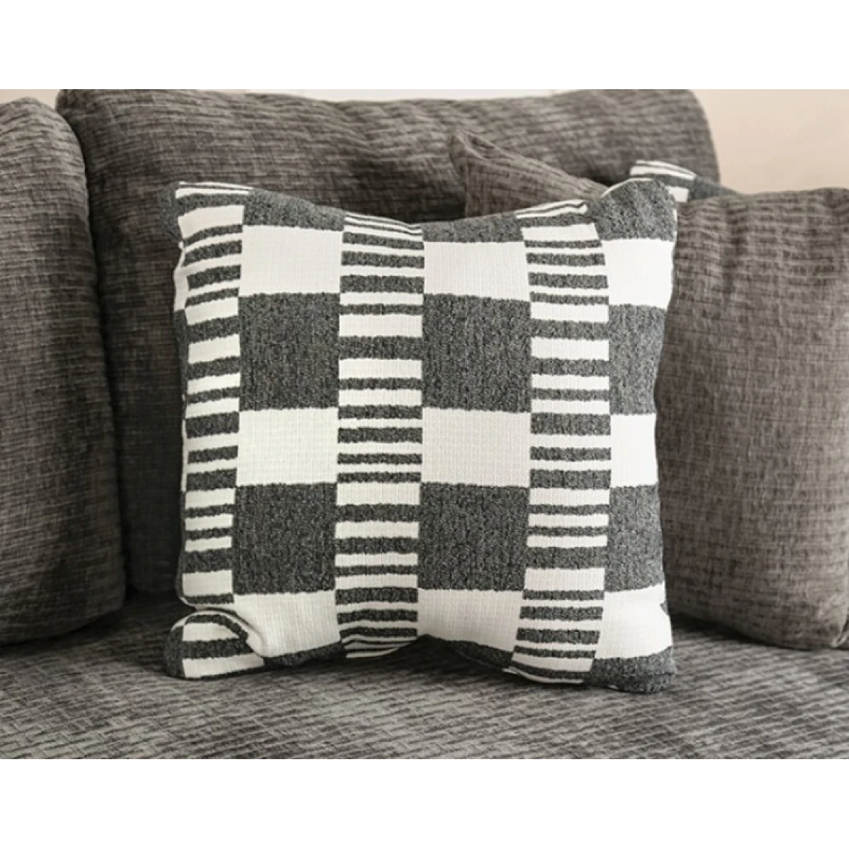 Artesia Sectional - Image 3