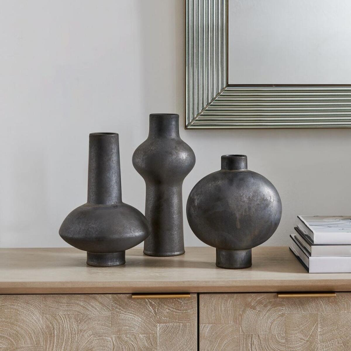 Charcoal Bloom Indoor-outdoor Vases, S/3 - Image 3