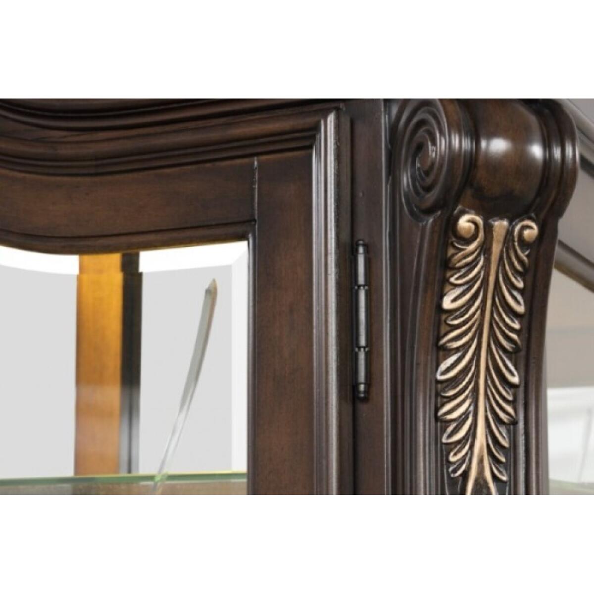 Leovanni Curio - Image 4