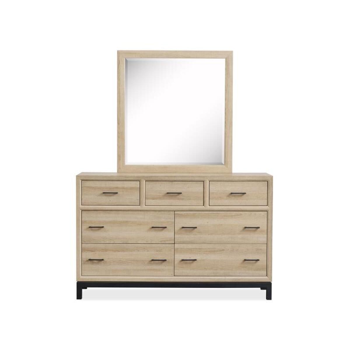 98be87f6f1e9118b2ec222c97dc069e9 Bastain B5909-20 Dresser - Image 1