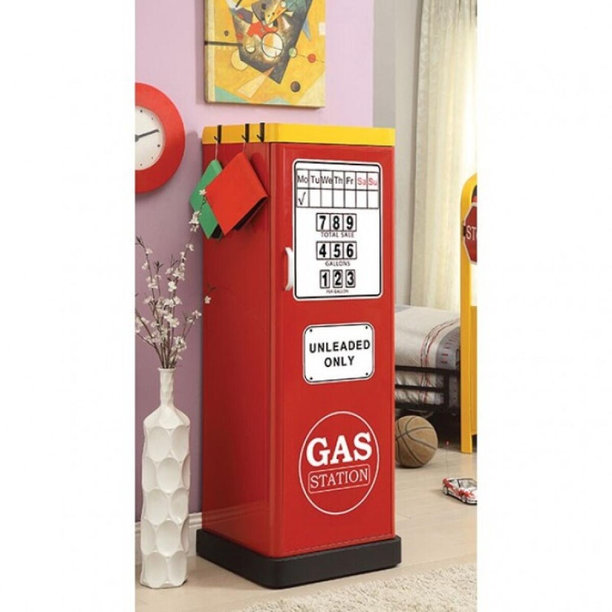 Petro Closet - Image 3