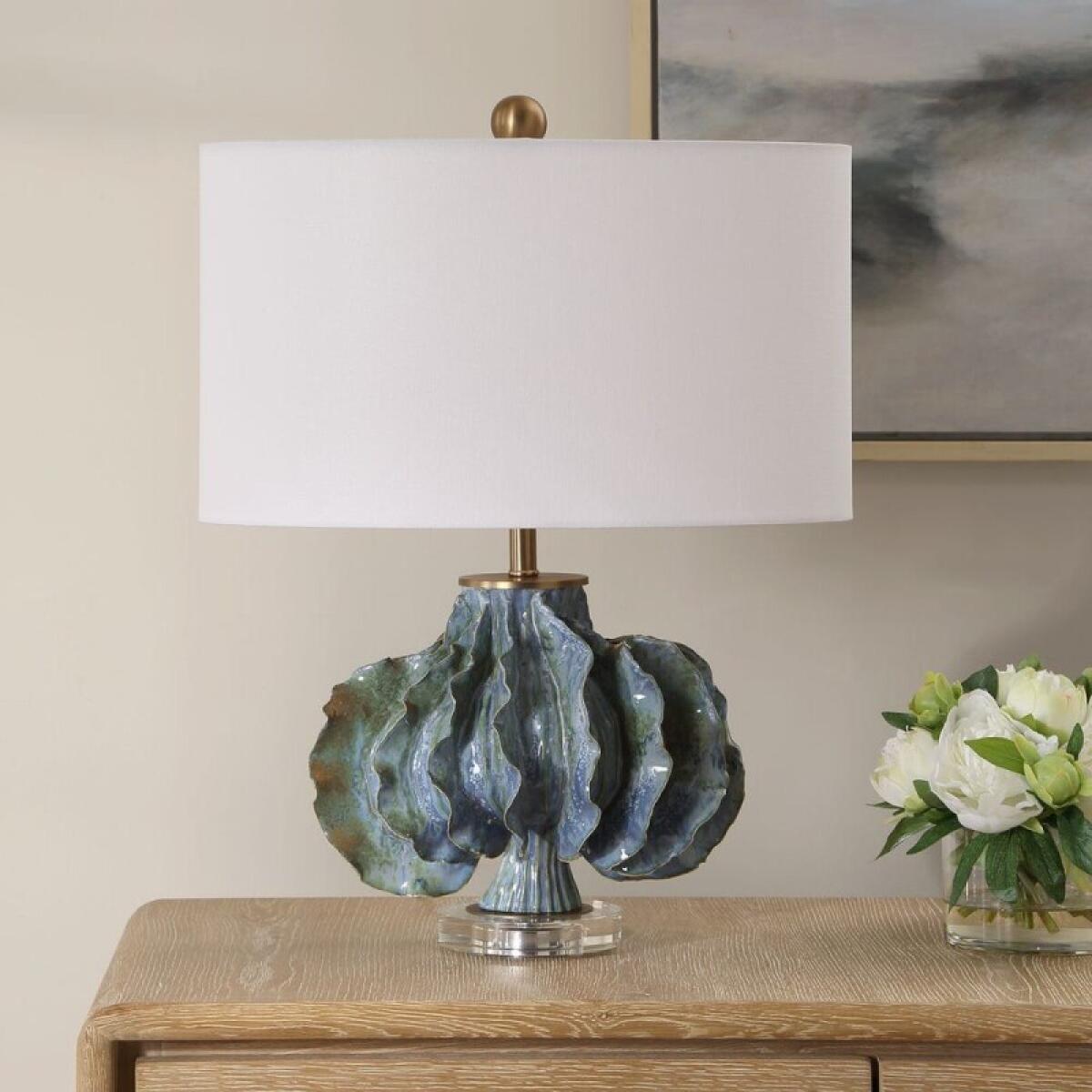 Ruffle Up Table Lamp - Image 4