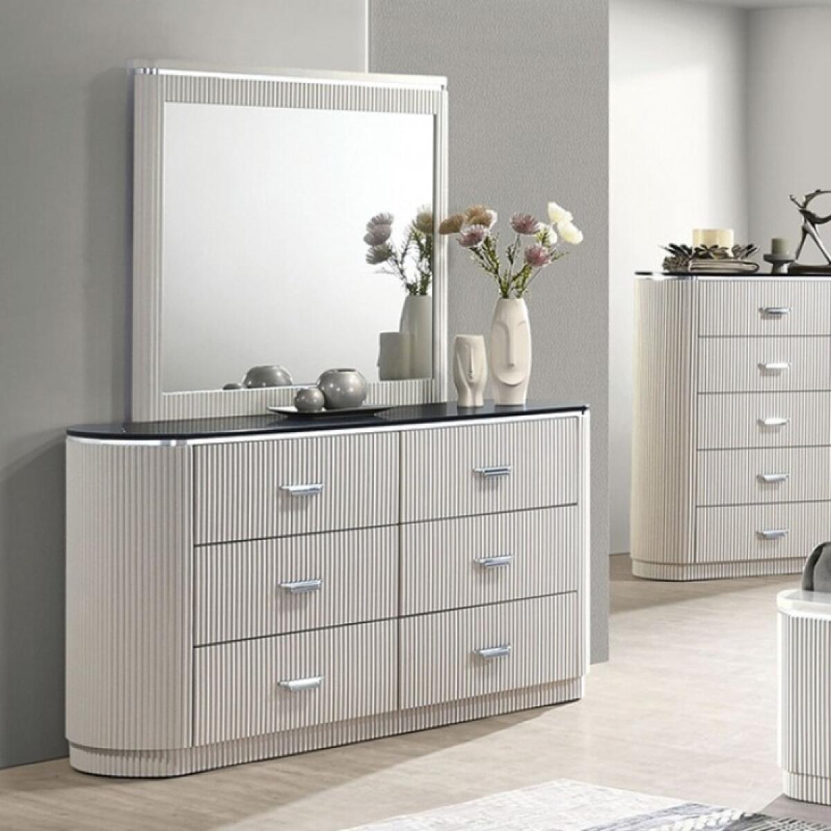 9bfdfa8974eb81bcdb11b2dc5342d6b3 Aldgate Dresser - Image 1
