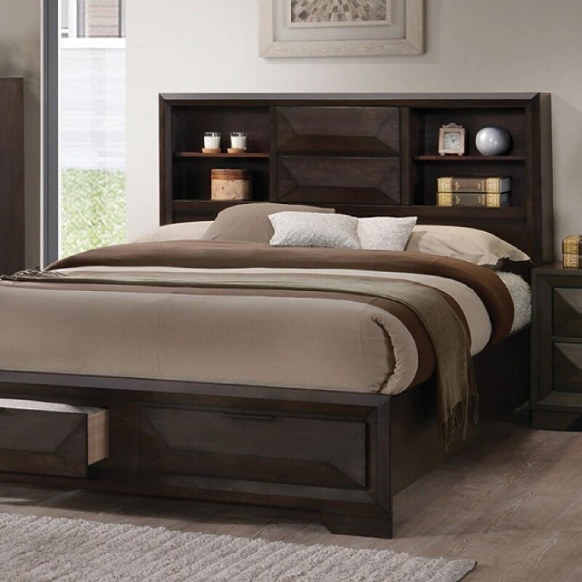 Caistor 5 Pc Queen Bedroom Set - Image 2